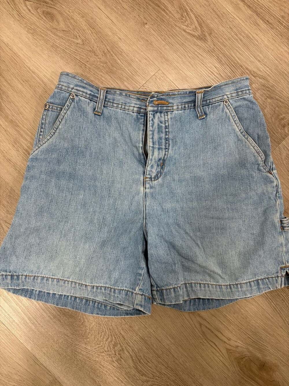 Cherokee Vintage Denim Carpenter Shorts Women's Size 8 Blue